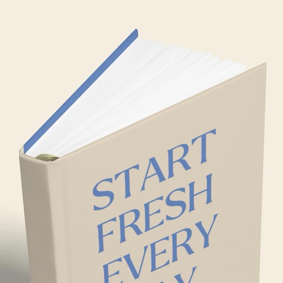 PAPIER Wonder Productivity Planner - Picture 2 of 5